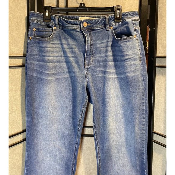 Est 1946 Denim Hi Rise Flared Leg Size 14 Jeans Raw Edge Stretch - Picture 2 of 16